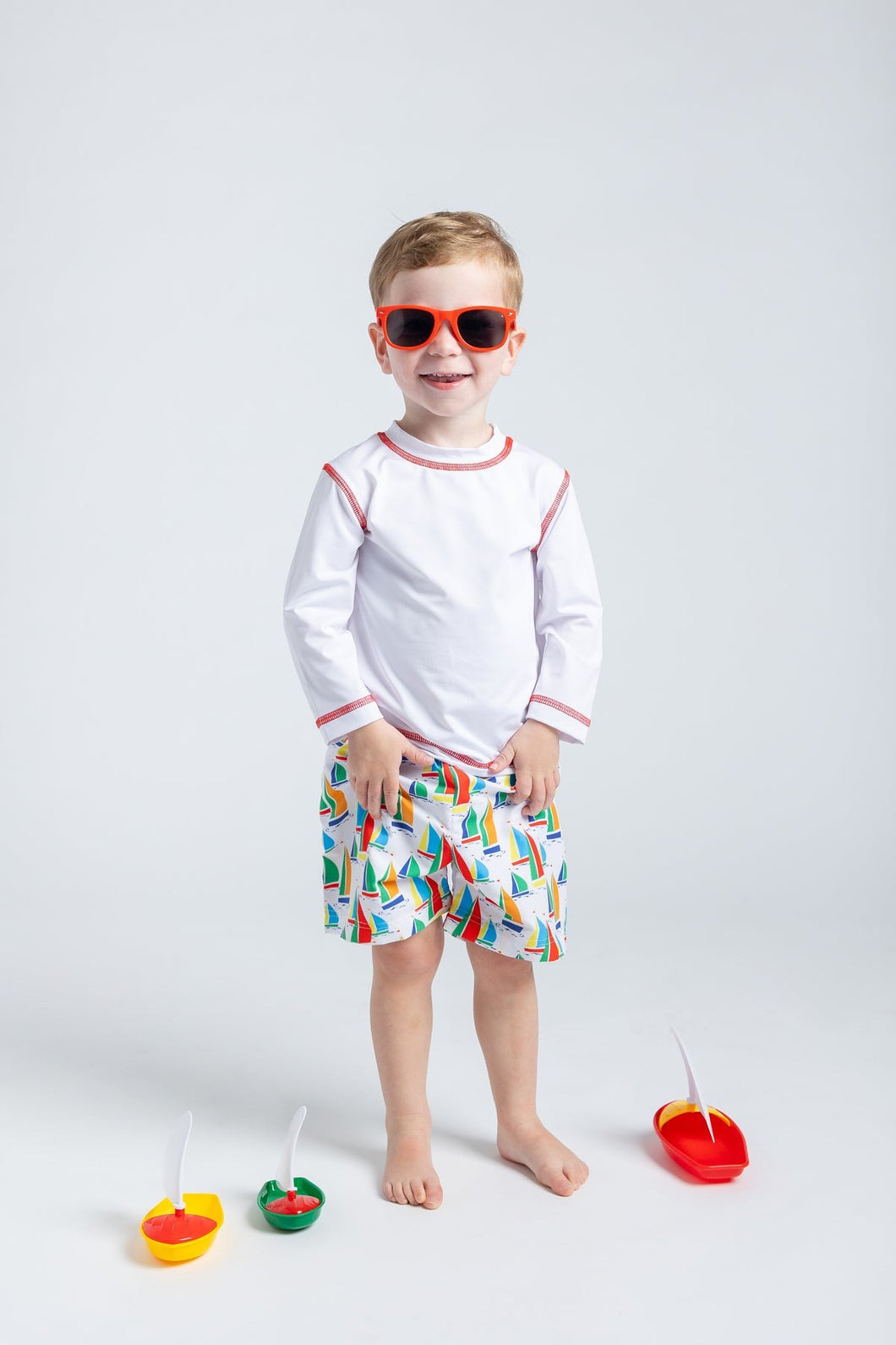 FE25 Sailboat Print Swim Trunk